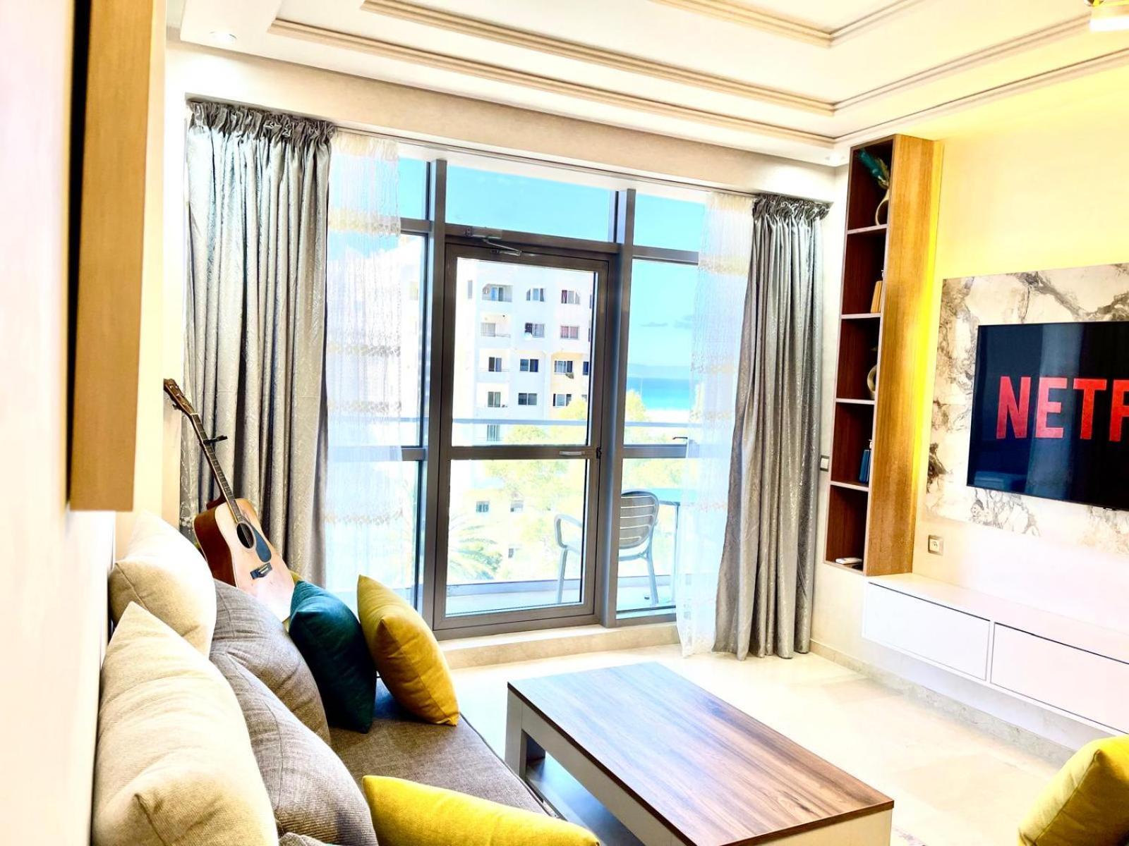 Modern Elegance With Sea Views In Central Tangier - Steps To Beach, Train And Attractions! Exterior photo
