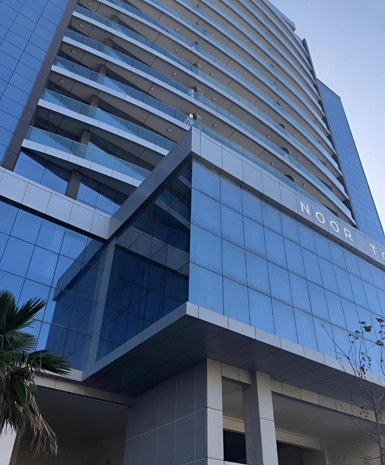 Modern Elegance With Sea Views In Central Tangier - Steps To Beach, Train And Attractions! Exterior photo